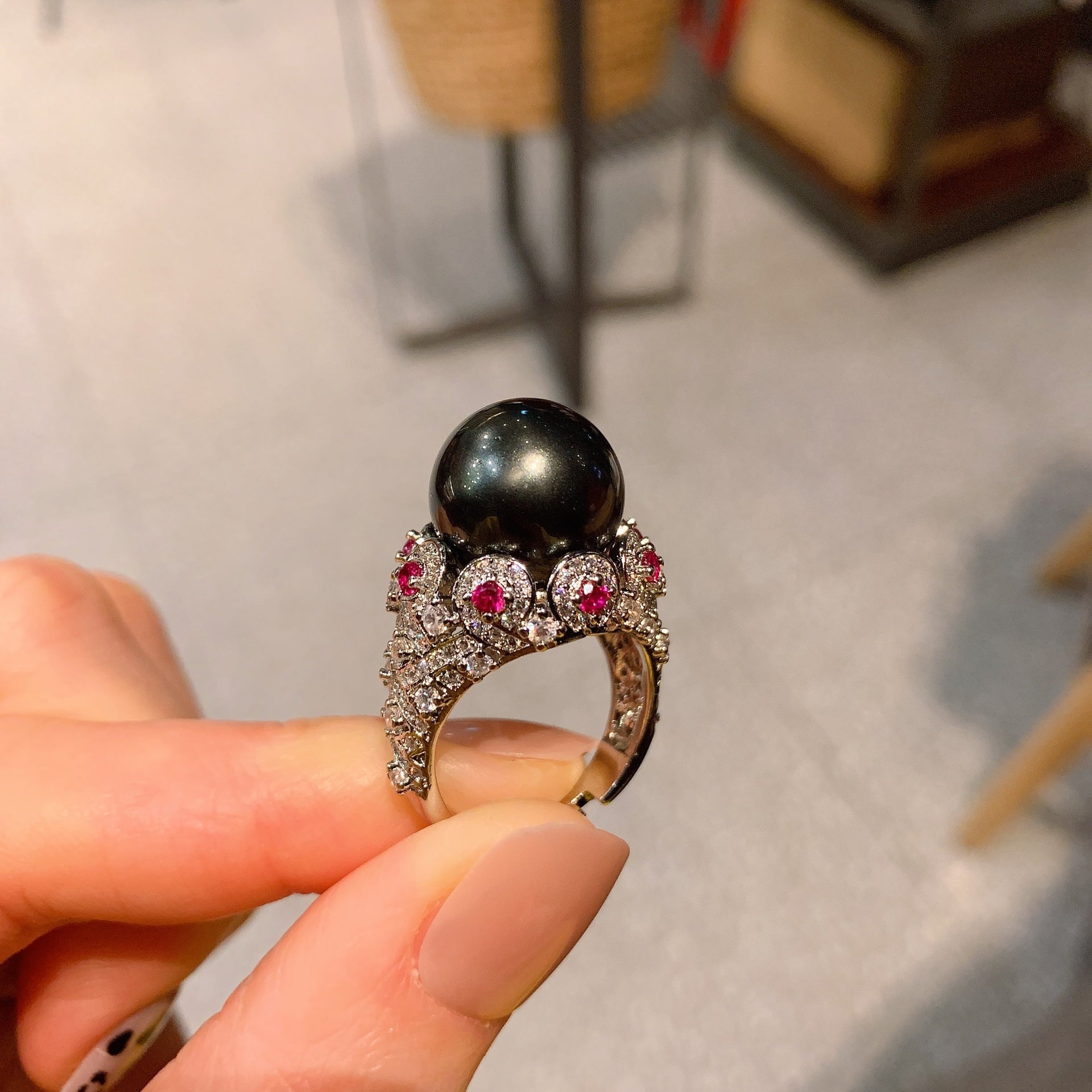 Simple Australian Mother-Of-Pearl Open Ring, Vintage Ring Jewelry, Noble Luxury, for The Ladies Around The Gift